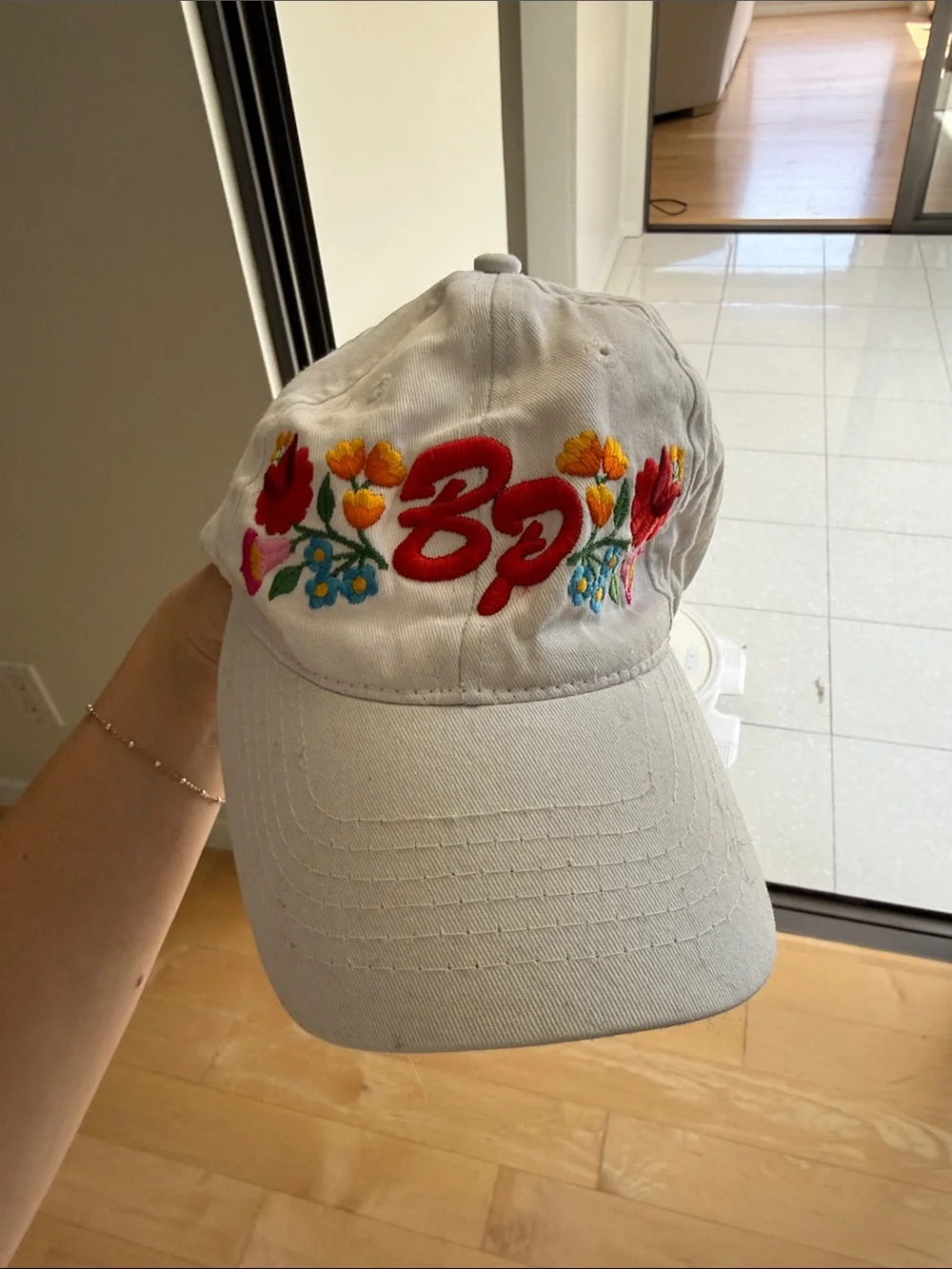 BP floral kids hat white